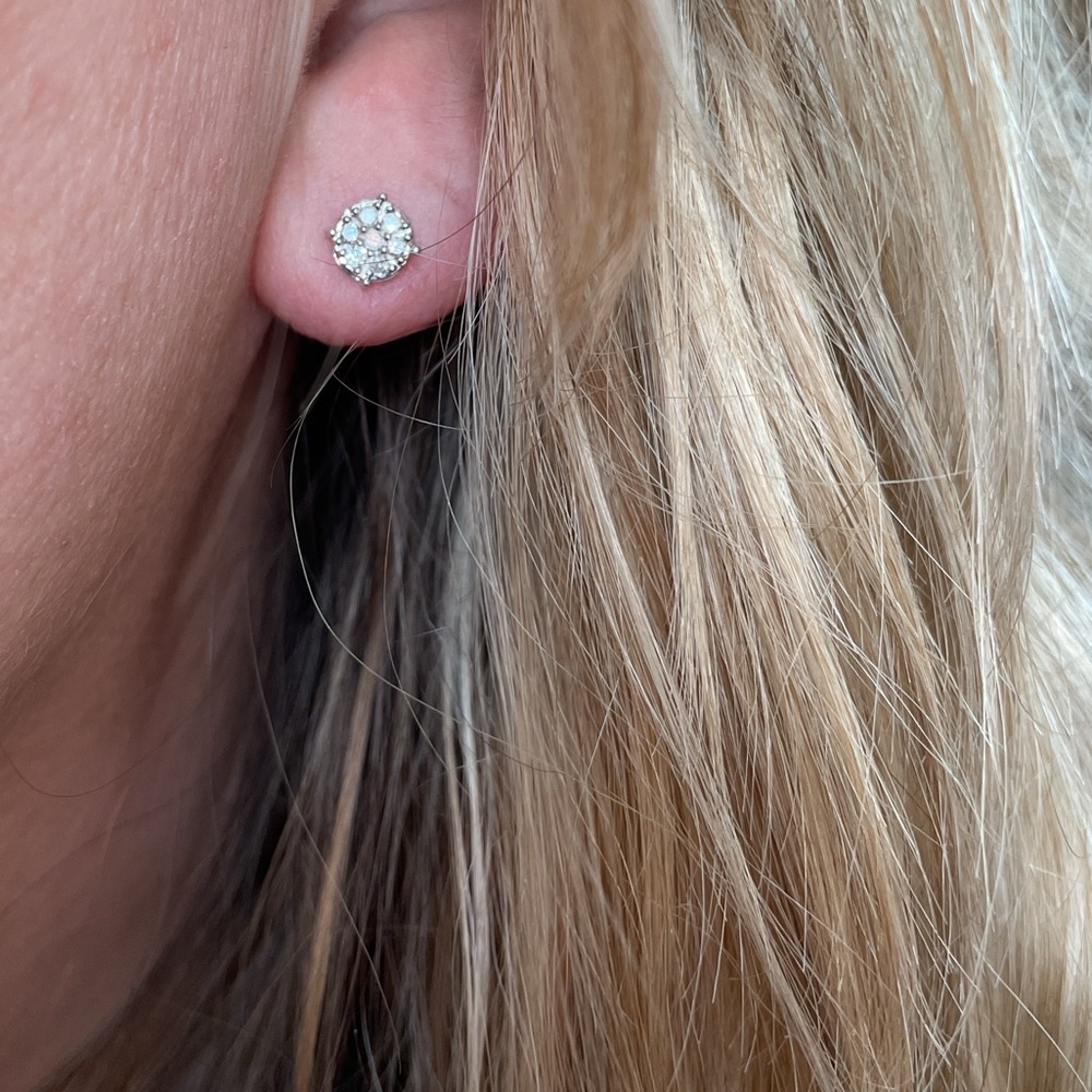 Natural Diamond Solid 14K White Gold Round Disc Cluster Stud Earrings Unisex